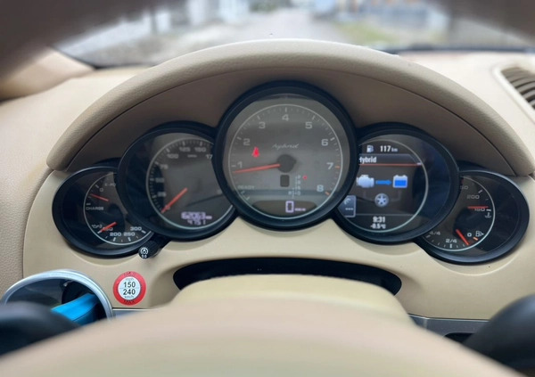 Porsche Cayenne cena 114000 przebieg: 162200, rok produkcji 2014 z Białystok małe 466